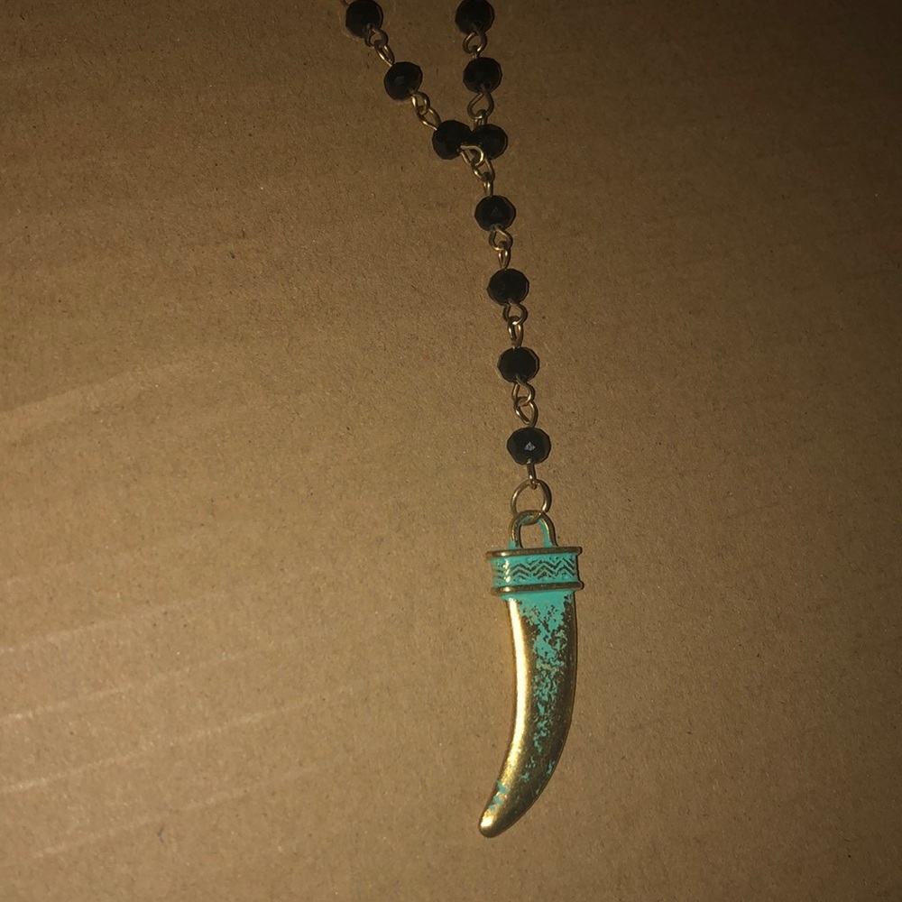 “16 horn necklace - Picture 2 of 2